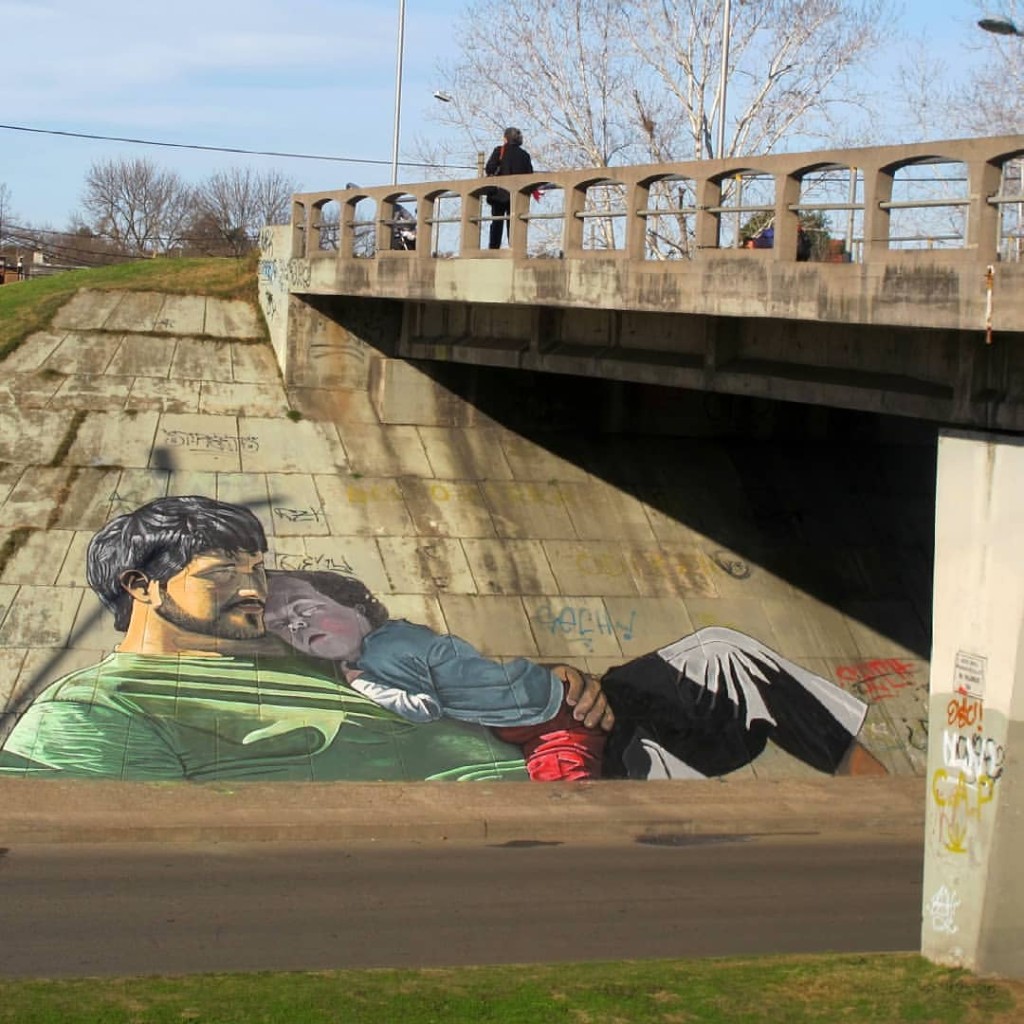 Colecheando — mural by Lulo, Maldonado, Uruguay